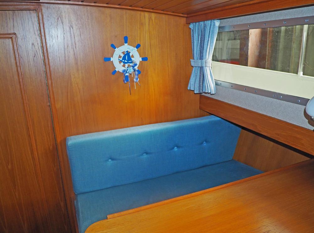 Cabin en avant, H&eacute;bergements
